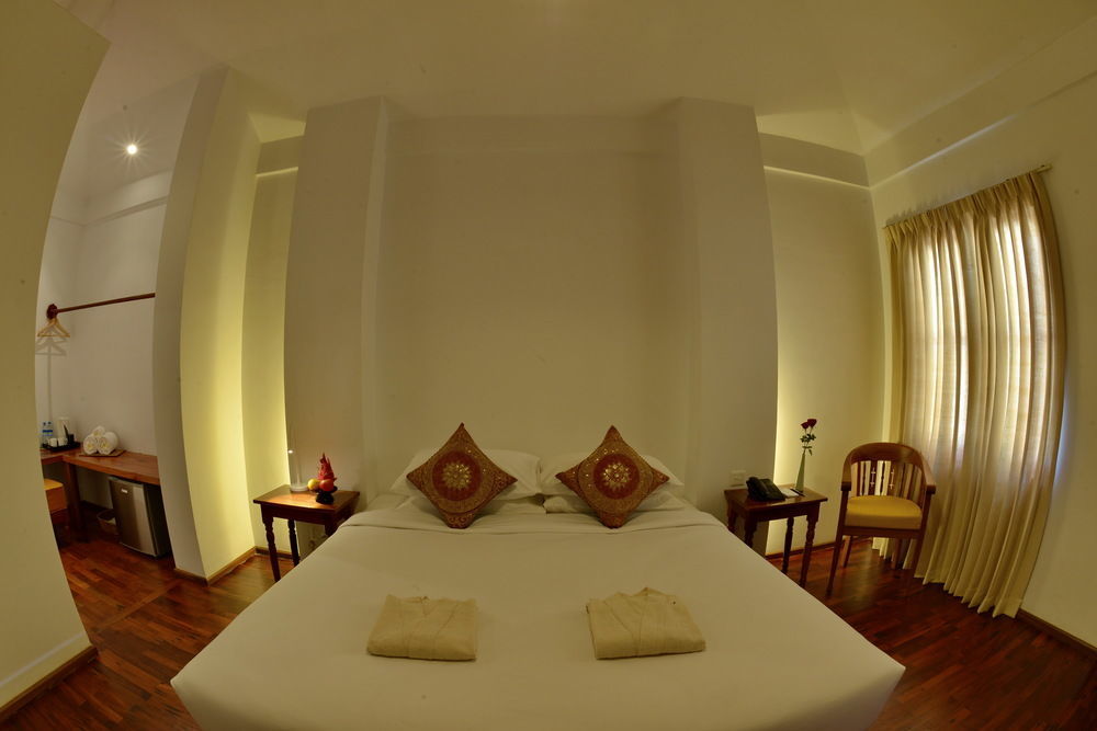 Hotel Oasis