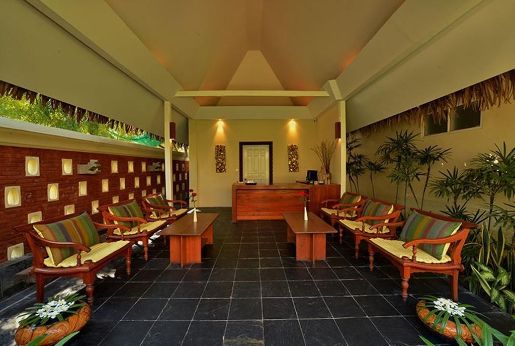 Oasis Hotel